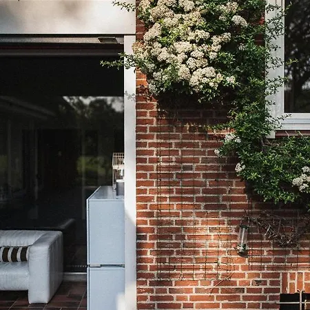 Villa The Annex Retreat - A Luxury Countryside *