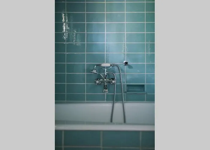 The Annex Retreat - A Luxury Countryside Villa *