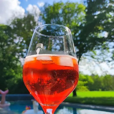 The Annex Retreat - A Luxury Countryside Villa *