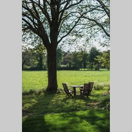 The Annex Retreat - A Luxury Countryside Villa